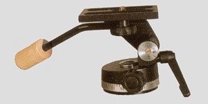 Stativkopfmassiv11110.jpg (8557 Byte)